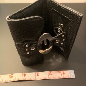 Guess compact wallet